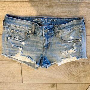 American Eagle lace denim shorts size 4 super low rise